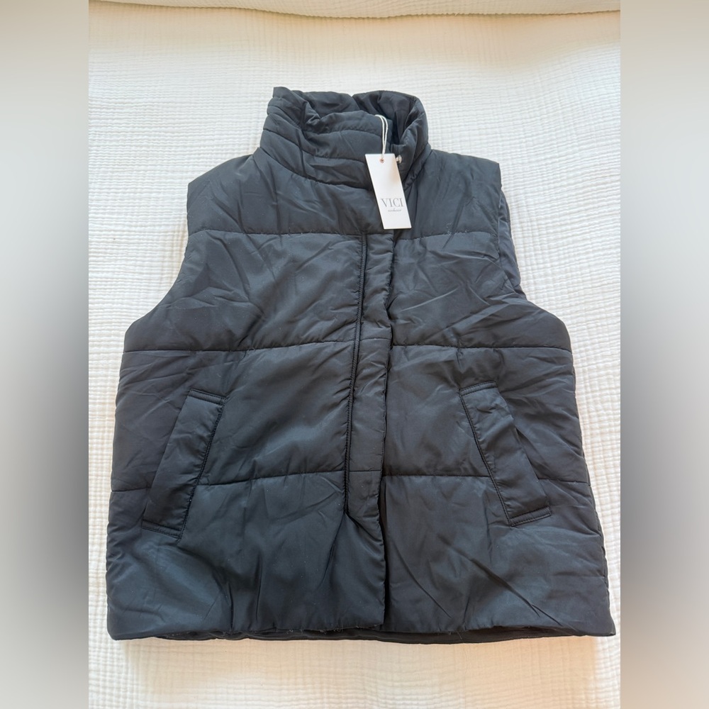 NWT! VICI - Oversized Puff Vest - XS